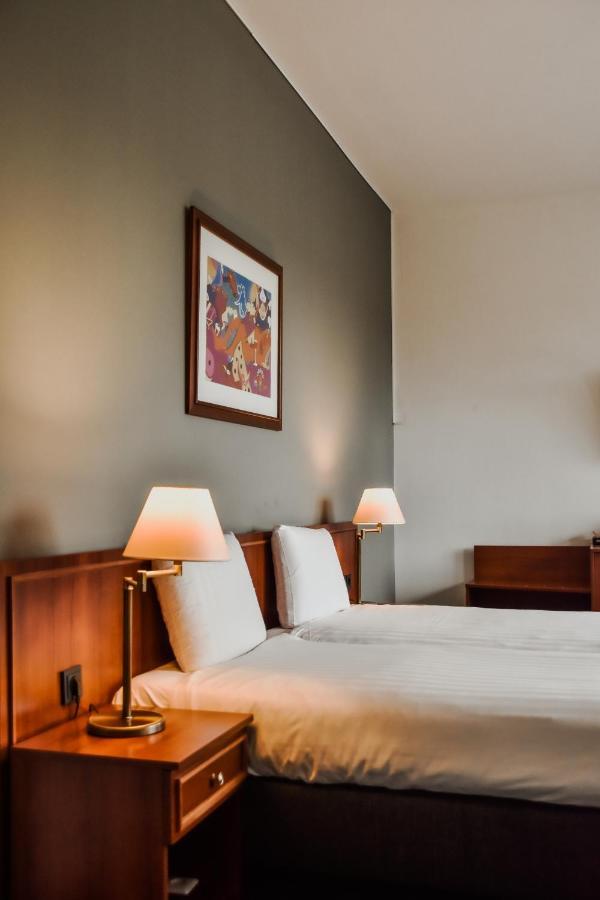 Hotel Ten Cate เอ็มเมน ภายนอก รูปภาพ