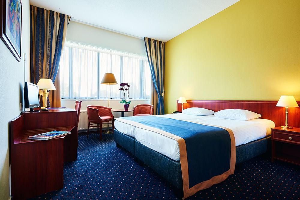 Hotel Ten Cate เอ็มเมน ภายนอก รูปภาพ