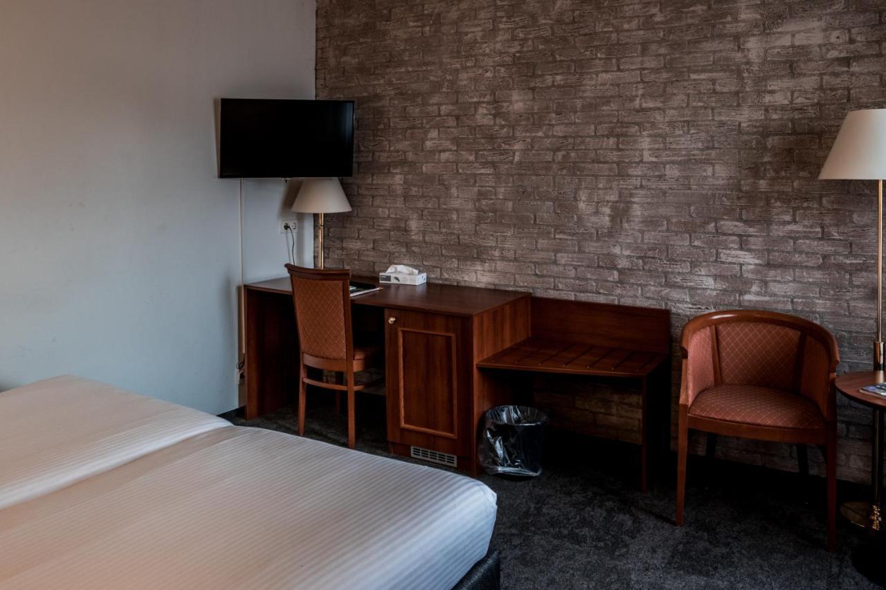Hotel Ten Cate เอ็มเมน ภายนอก รูปภาพ
