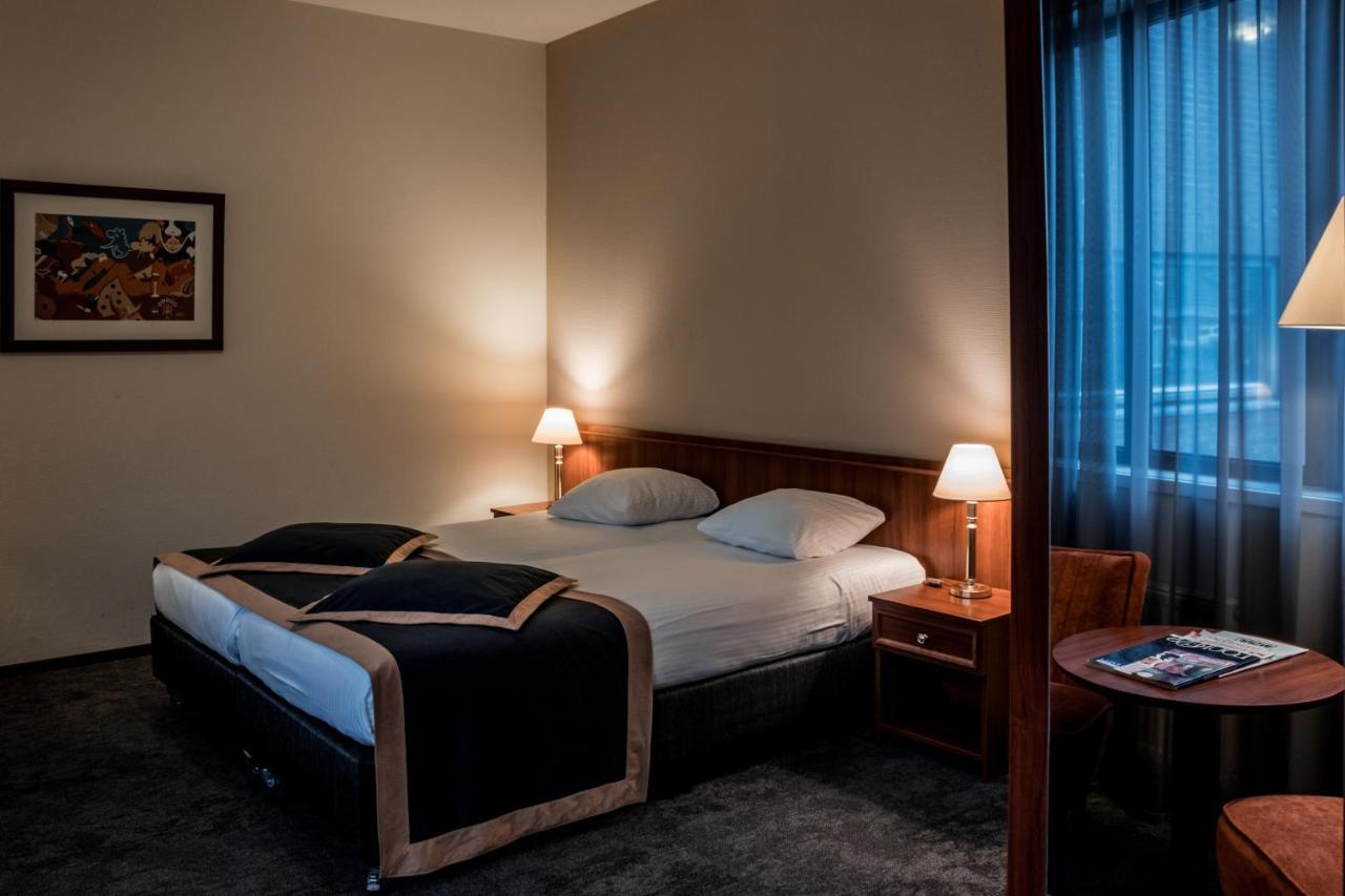 Hotel Ten Cate เอ็มเมน ภายนอก รูปภาพ